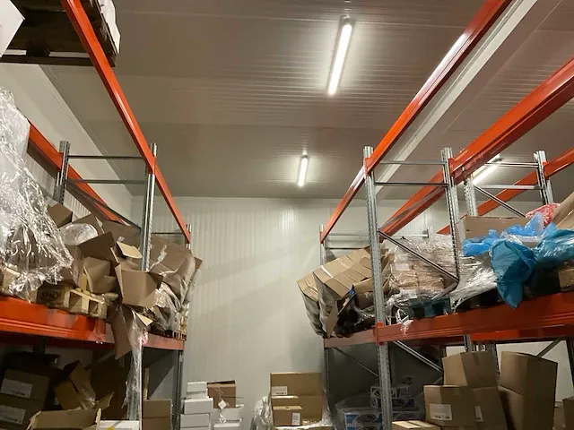 Koelcel met kantoorcombinatie - afbeelding 27 van  32