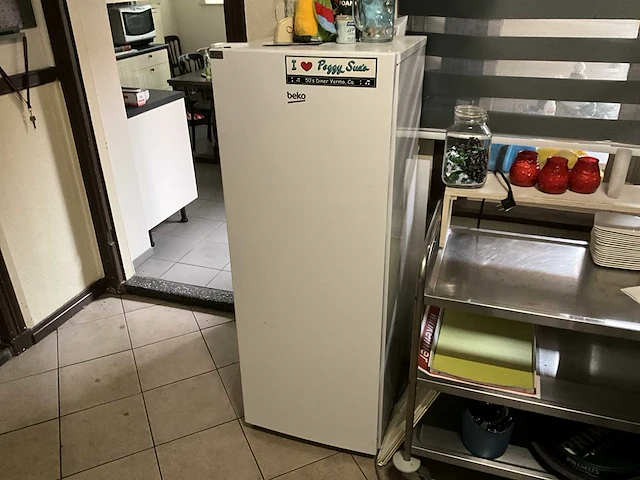 Koelkast beko rsse265 - afbeelding 1 van  4