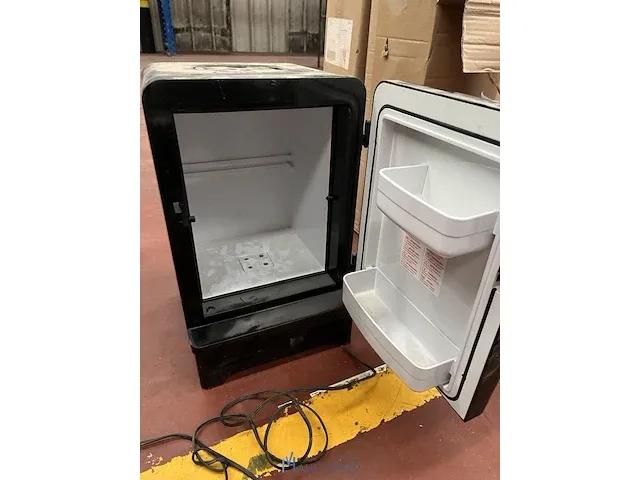 Koelkast dewalt - afbeelding 4 van  4