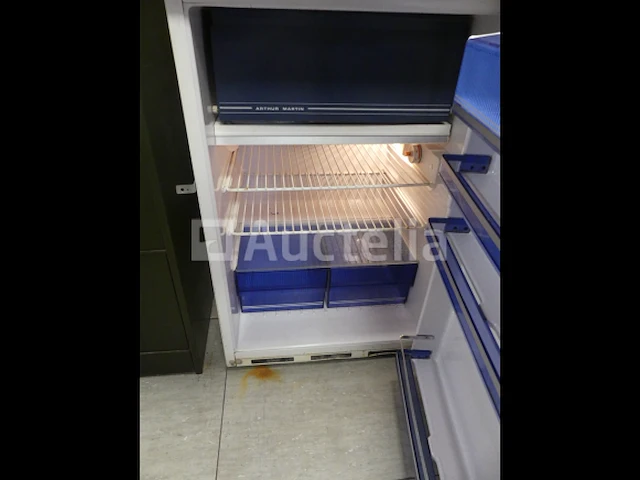 Koelkast en magnetron - afbeelding 5 van  6