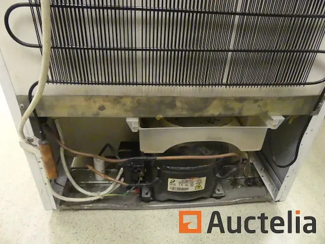 Koelkast frigistar mrf220a, microwave whirlpool vt261/wh - afbeelding 8 van  16
