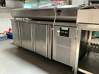 Koelkast met werktafel - afbeelding 1 van  4