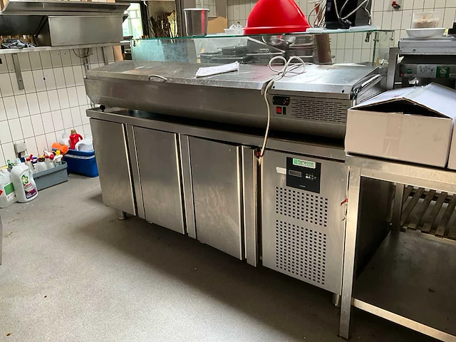 Koelkast met werktafel - afbeelding 2 van  4