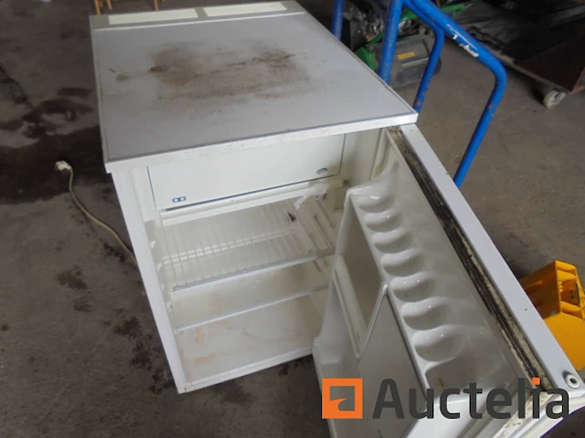 Koelkast tafel - afbeelding 1 van  3