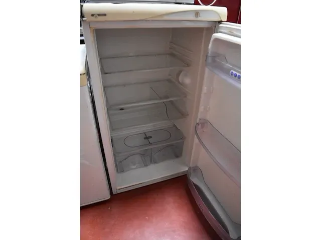 Koelkast whirlpool , oven tecnolux - afbeelding 3 van  10