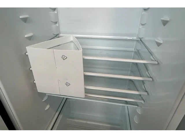 Koelkast zanussi - afbeelding 4 van  8
