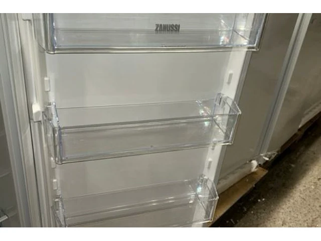 Koelkast zanussi - afbeelding 3 van  5