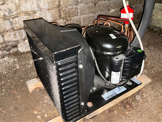 Koelkast - afbeelding 8 van  9