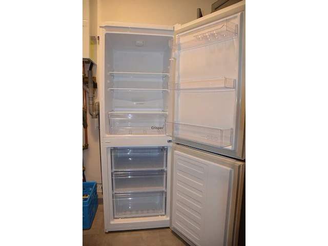 Koelkast/dieprvries beko k54240 afm. 54x54x153 - afbeelding 2 van  3