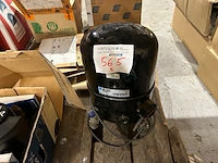Koelmotor voor koelkast - afbeelding 1 van  8
