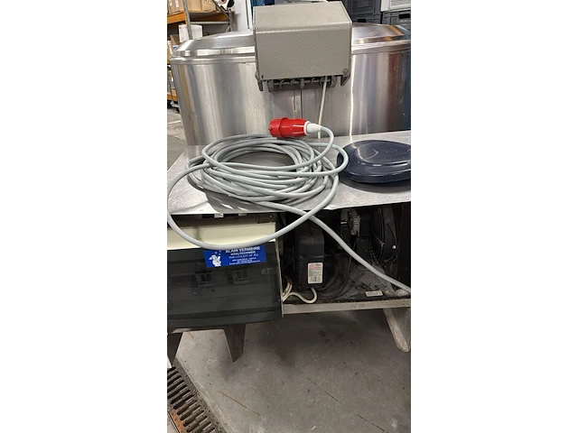 Koeltank inox 650l met roerwerk - afbeelding 2 van  2
