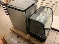 Koelvitrine saro katrin + koelkast