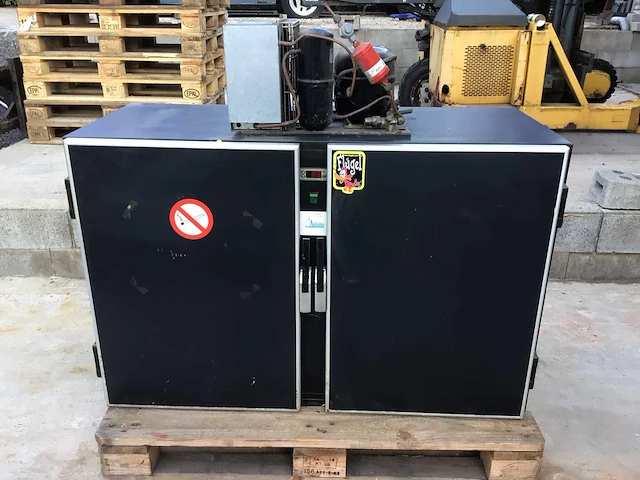 Koelvitrine voor repen - afbeelding 1 van  7