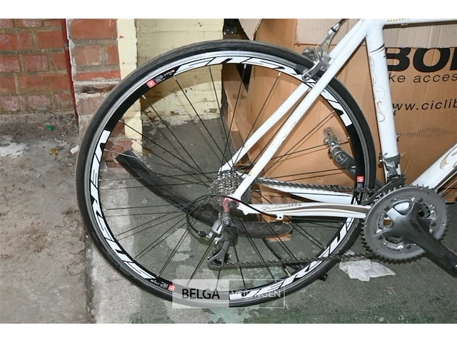 Koersfiets granville - afbeelding 2 van  4