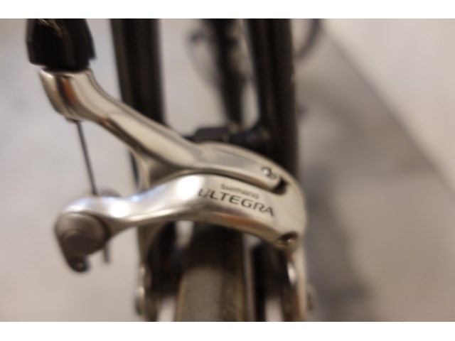 Koersfiets scato + toebehoren - afbeelding 11 van  15