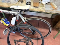Koersfiets - afbeelding 2 van  8