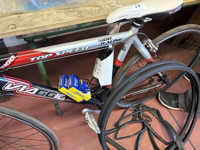 Koersfiets - afbeelding 6 van  8