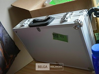 Koffer met carwash benodigdheden - afbeelding 1 van  4