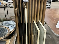 Koffer met diverse spiegels - afbeelding 1 van  4