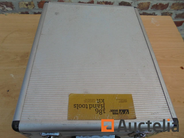 Koffer met doppen en gereedschap - afbeelding 4 van  4