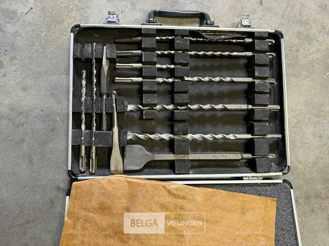 Koffer met steenboren en beitels makita - afbeelding 2 van  2