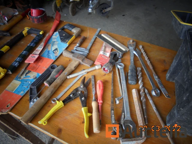 Kofferbak met gereedschap - afbeelding 4 van  4