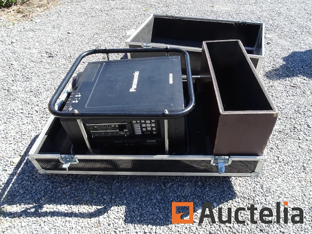 Kofferbak op wielen met full hd 10.000 overheadprojector - afbeelding 11 van  19