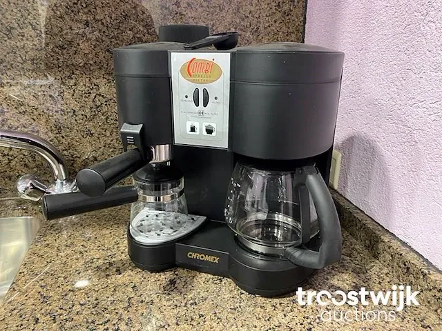 Koffie- en espressomachine - afbeelding 1 van  6