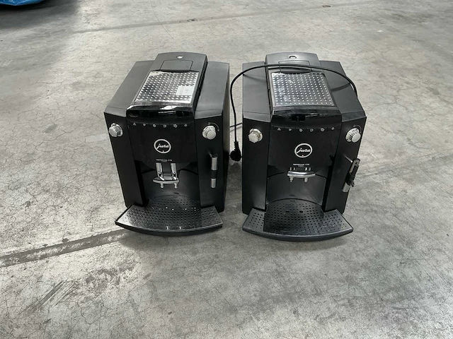 Koffie- & espressomachine jura (2x) - afbeelding 1 van  11