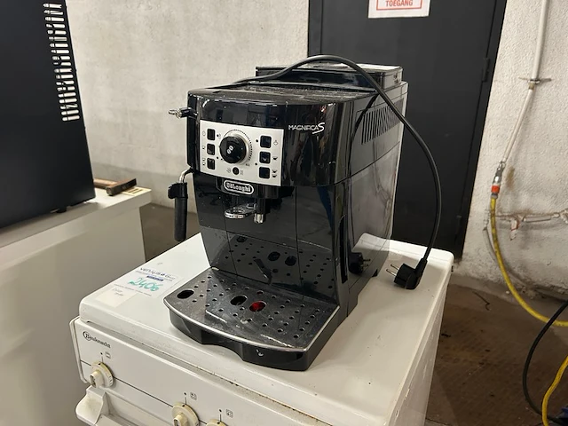 Koffieapparaat delonghi - afbeelding 1 van  4