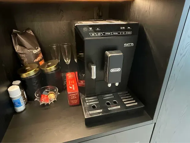 Koffiemachine de longhi, eleta - afbeelding 1 van  2