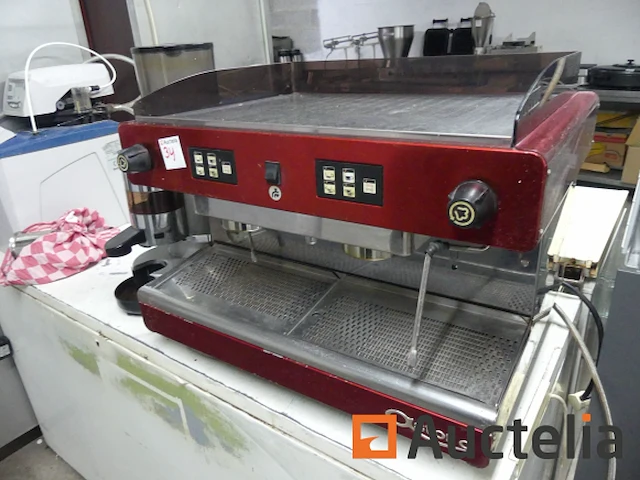 Koffiemachine met astoria molen model onbekend - afbeelding 10 van  12