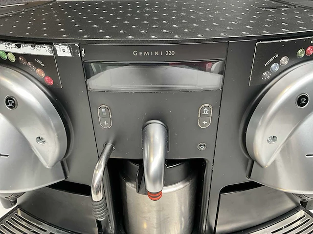 Koffiemachine nespresso gemini 220 - afbeelding 2 van  6