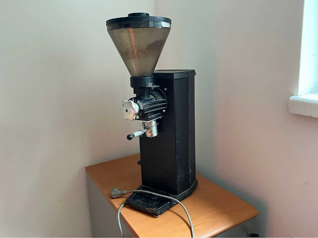 Koffiemolen koffiemolen - afbeelding 1 van  3