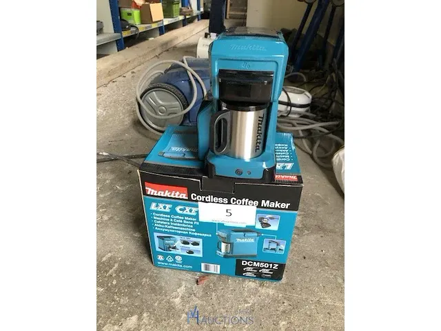 Koffietoestel makita - afbeelding 1 van  2