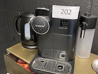 Koffiezetapparaat en waterkoker - afbeelding 1 van  6