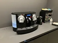 Koffiezetapparaat nespresso - afbeelding 2 van  9
