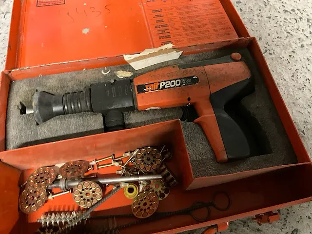 Kogelafdichtingsnagelpistool spit p200 - afbeelding 2 van  8