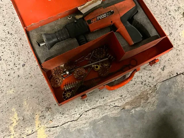Kogelafdichtingsnagelpistool spit p200 - afbeelding 4 van  8