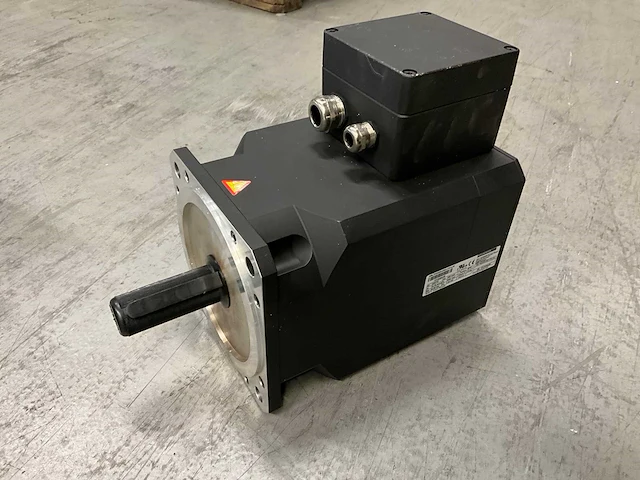 Kollmorgen dbl7n03200£0r2-1tk-l40 servomotor - afbeelding 1 van  5