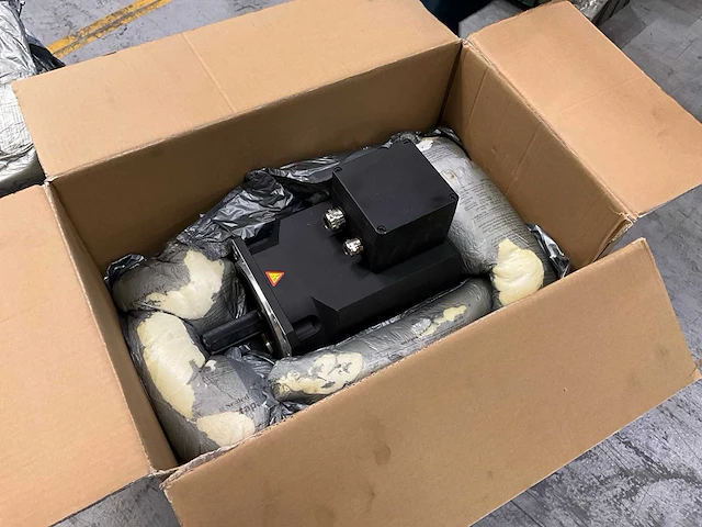Kollmorgen dbl7n03200£0r2-1tk-l40 servomotor - afbeelding 4 van  5
