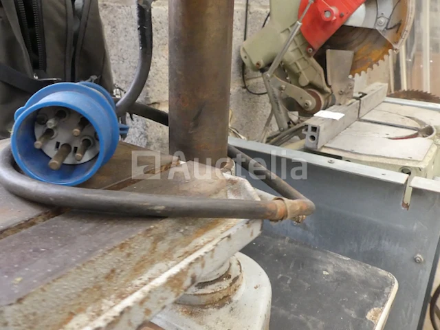 Kolomboormachine + 3 reconditioneringsmachines - afbeelding 11 van  15