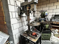 Kolomboormachine huvema