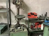 Kolomboormachine reber