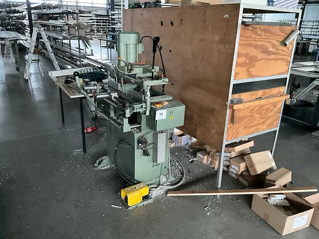Kolomboormachine reynaersgroup 95f22800 - afbeelding 1 van  5