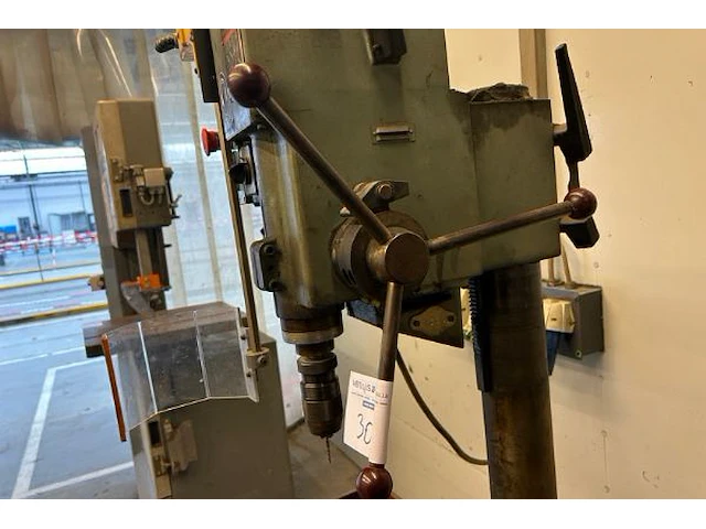 Kolomboormachine strands - afbeelding 5 van  11