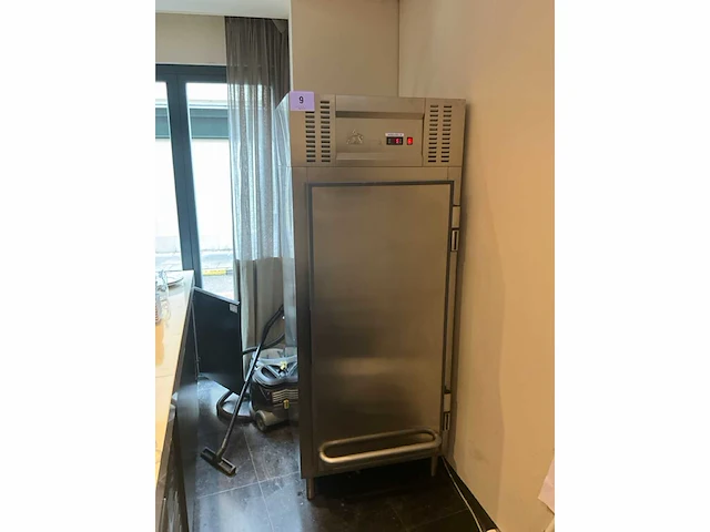 Koma rvs koeling + zanussi koelkast - afbeelding 1 van  11
