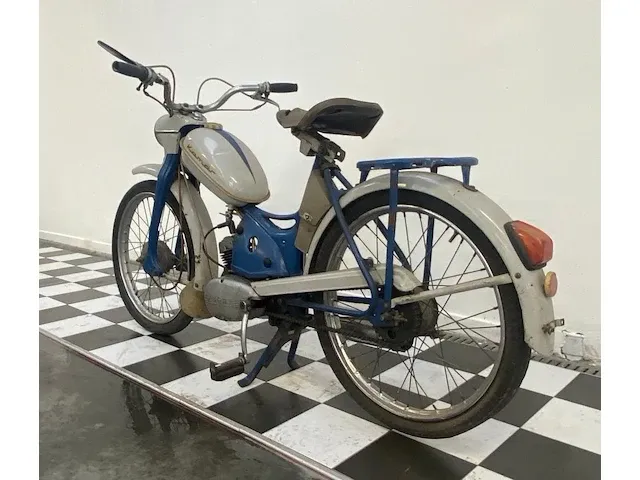 Komar - romet - bromfiets - afbeelding 1 van  9