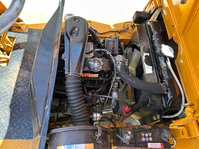 Komatsu - 1984 - fg15-12 - vorkheftruck - afbeelding 10 van  36