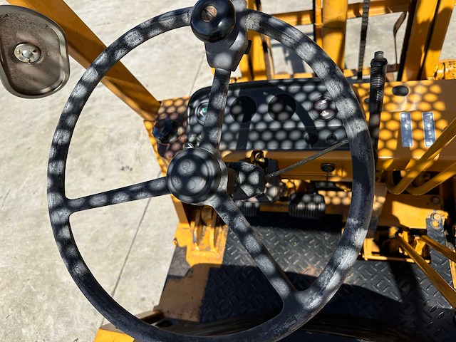 Komatsu - 1984 - fg15-12 - vorkheftruck - afbeelding 17 van  36